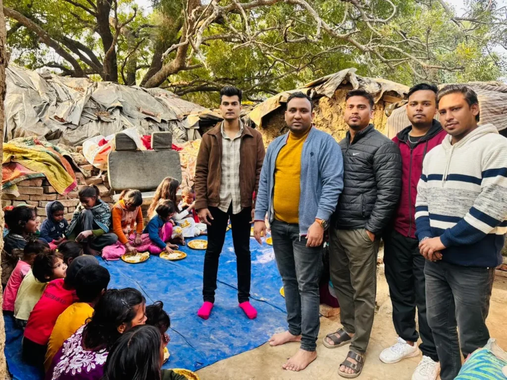Helping Hand Nalanda Spreads Joy in Slum Areas on Makar Sankranti